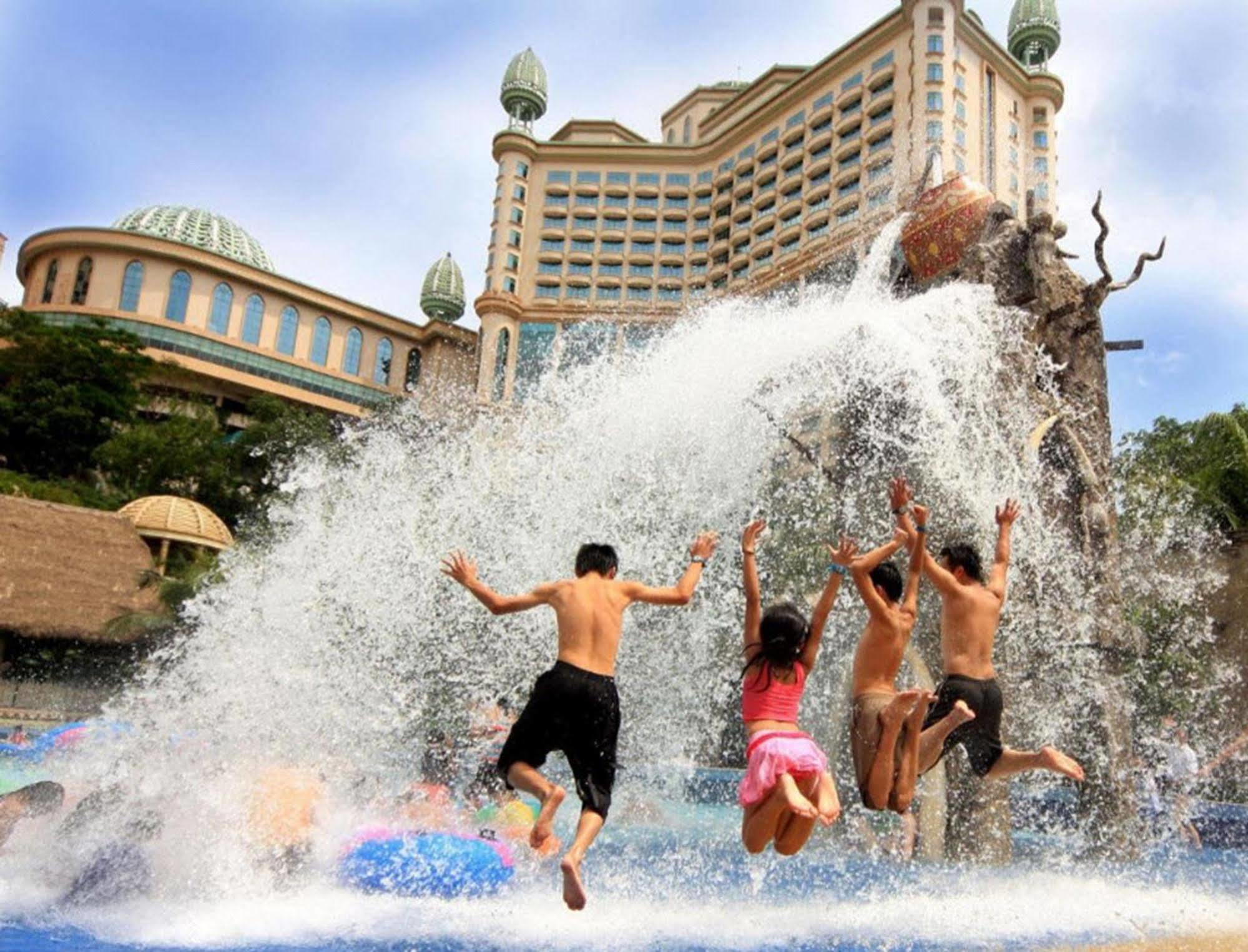 The Villas At Sunway Resort Hotel Kampong Penaga  Buitenkant foto